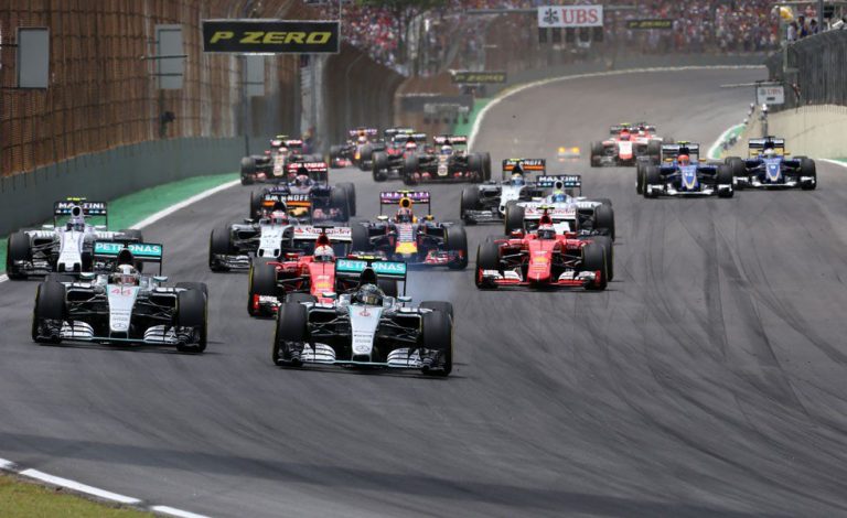 Cuestión de honor y de sentido del humor