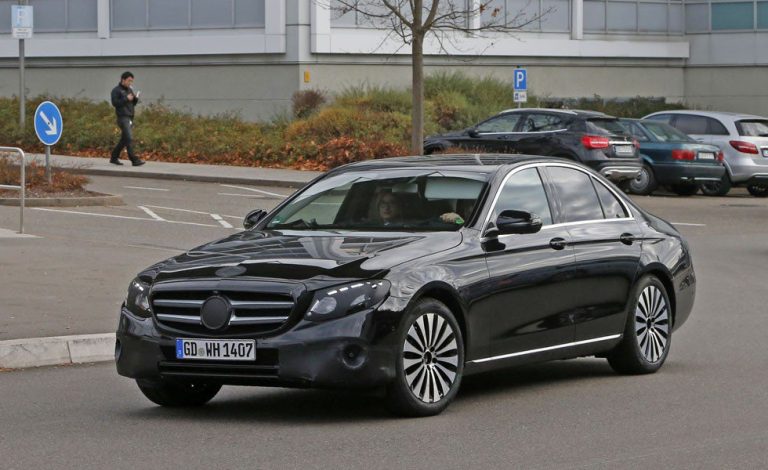 Nueva Clase E de Mercedes. Lista
