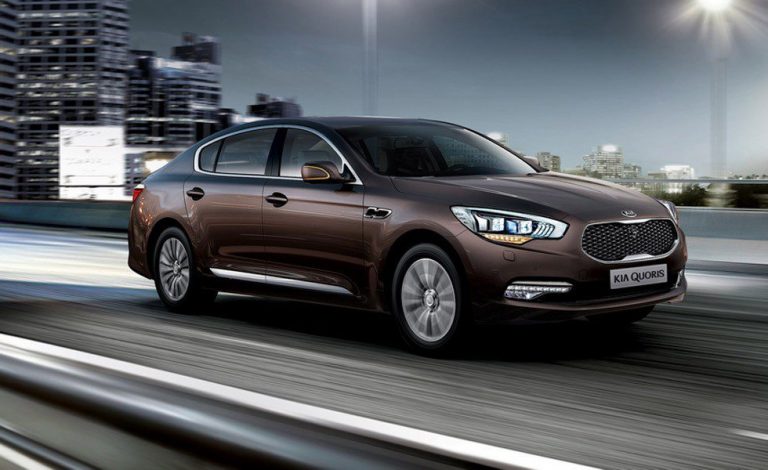 Kia K900 3.8 V6. Con este nuevo motor comienza la gama en EE.UU.