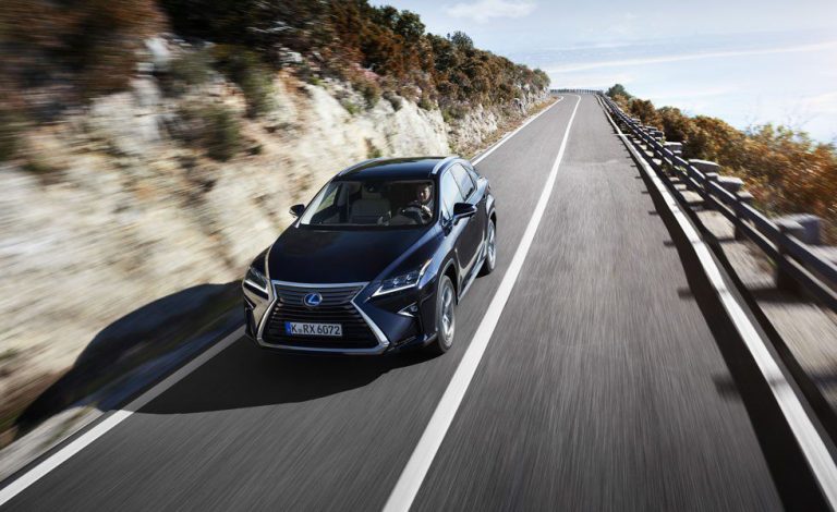Conducimos el Lexus RX 450h. Con mucho carácter