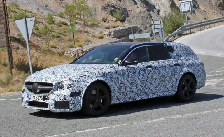 Mercedes E 63 AMG Estate Black Series. Monstruoso