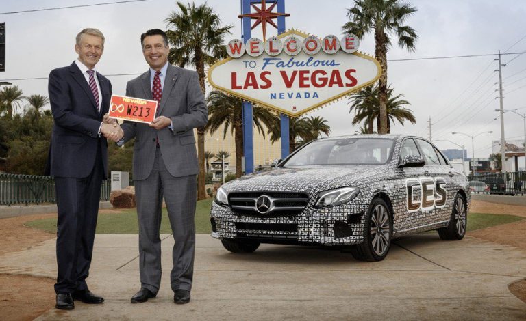 Mercedes Clase E. Con conducción autónoma de serie