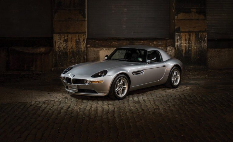 BMW Z8 Roadster. Esta unidad «kilómetro cero» puede ser tuya