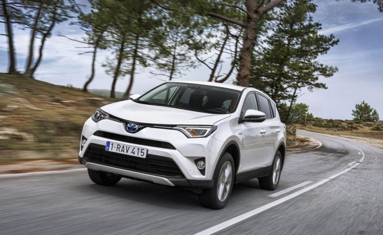 Toyota RAV 4 Hybrid. Hermano tecnológico