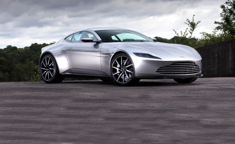 Aston Martin DB10. Christie's subasta el coche de James Bond