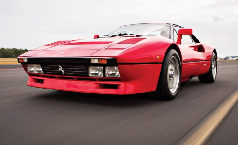Ferrari 288 GTO. Este ejemplar se subastará en Arizona