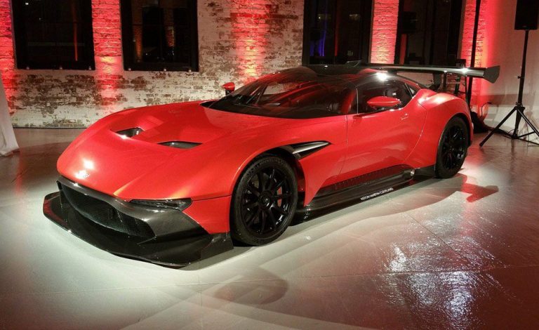 Aston Martin Vulcan. El primer ejemplar en el mercado de ocasión
