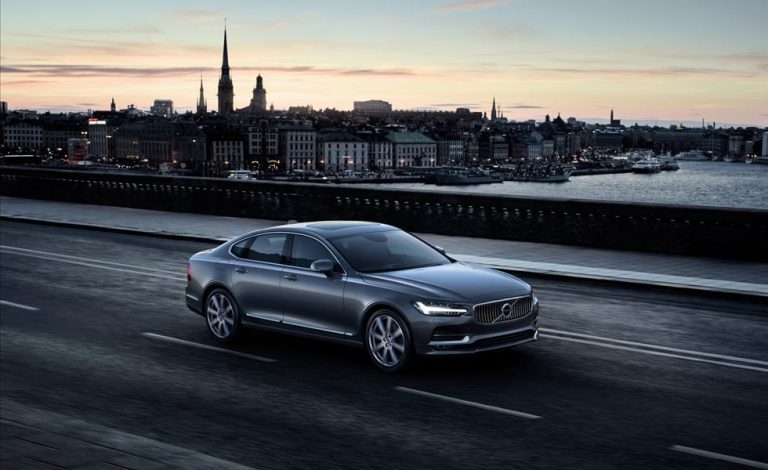 Los rivales del Volvo S90 cara a cara