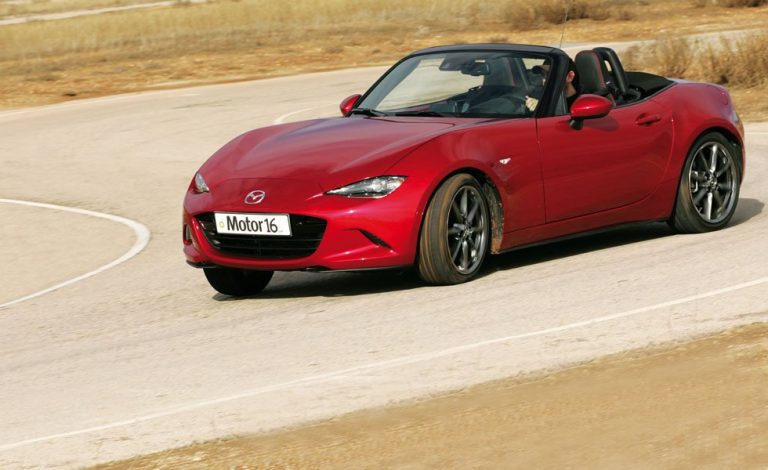 Mazda MX-5 2.0 Skyactiv-G. Diversión 2.0