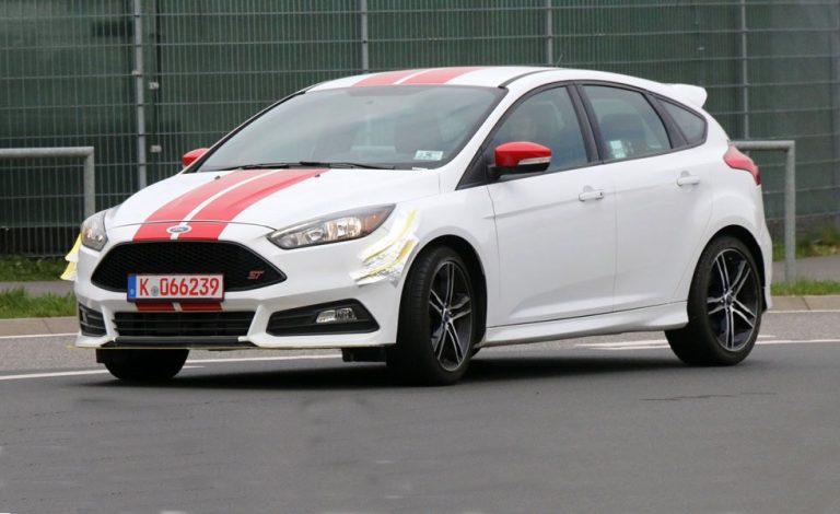 Ford prepara el Focus ST Plus