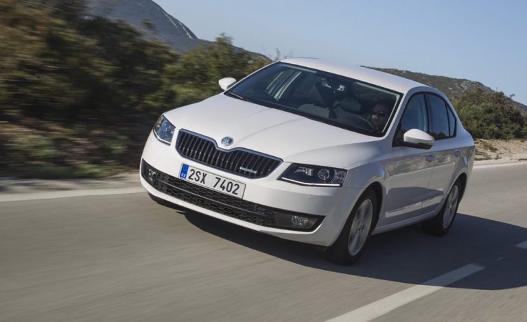 Skoda Octavia 1.0 TSI. Se apunta a los tres cilindros