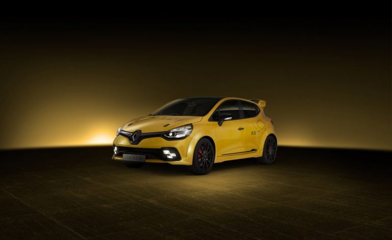Renault Clio R.S. 16. Un cohete con 275 caballos