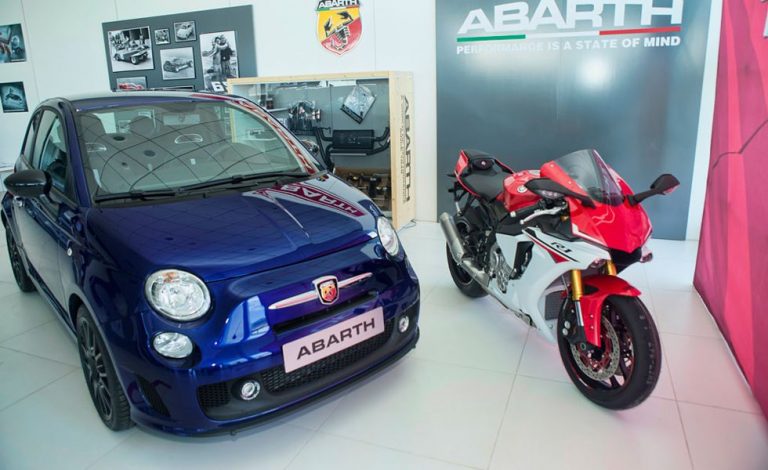 Abarth 595 Yamaha Factory Racing 99. Tributo al campeón de MotoGP