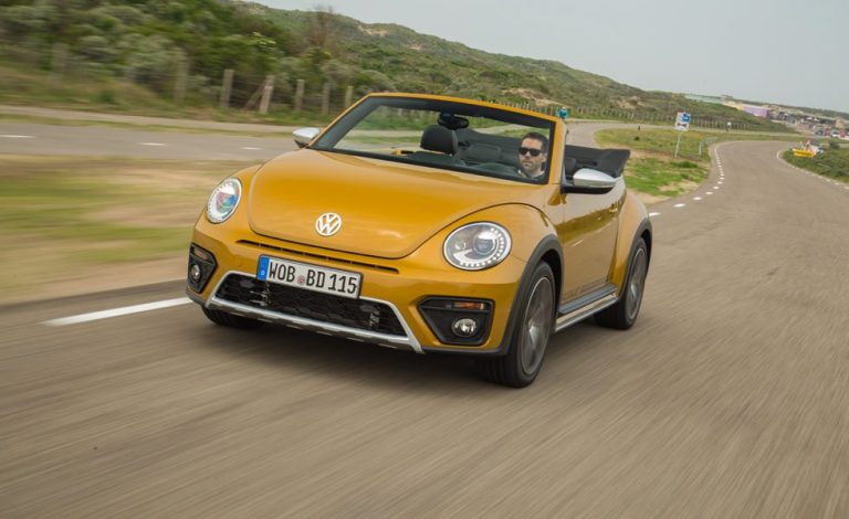 Volkswagen Beetle Dune. Conducimos el escarabajo más playero