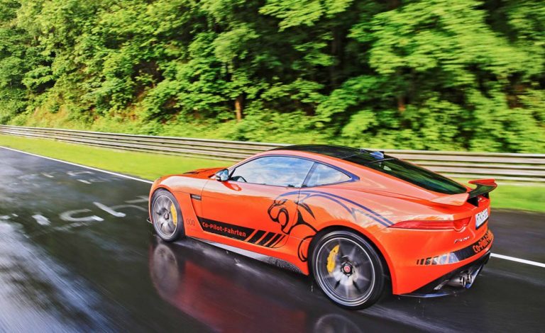 Jaguar F-Type SVR. Pruébalo en Nürburgring