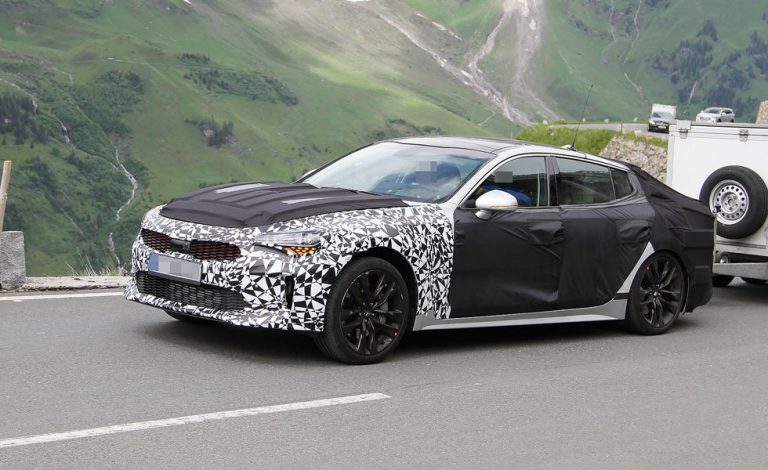 Kia GT. Un futuro sedán coupé