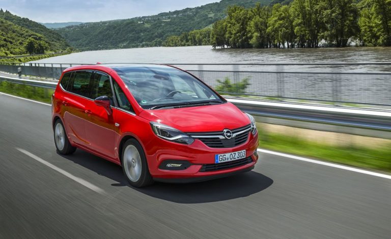 Conducimos el nuevo Opel Zafira. Refuerza sus virtudes