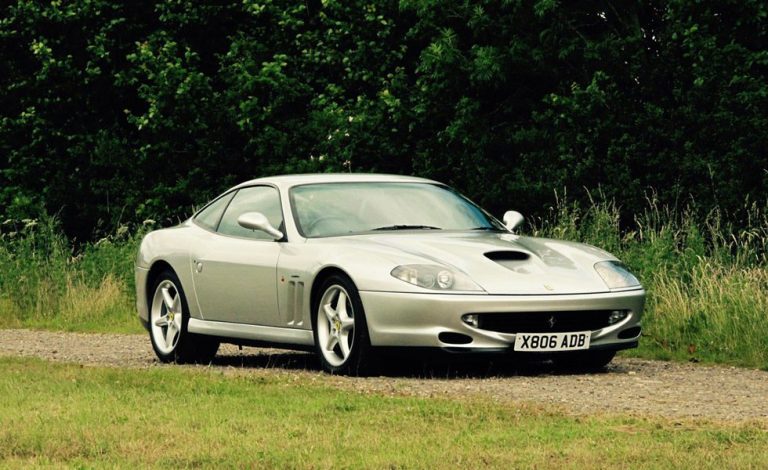 Ferrari 550 Maranello. Para amantes de los V12 manuales y del fútbol