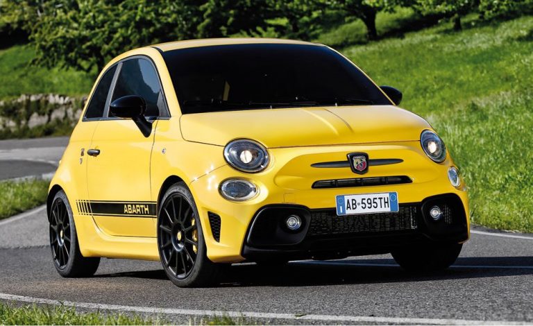 Conducimos la gama Abarth 595. El mejor kart