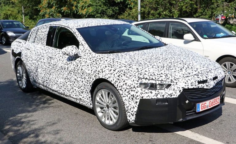 Opel Insignia 2017. Sus formas definitivas