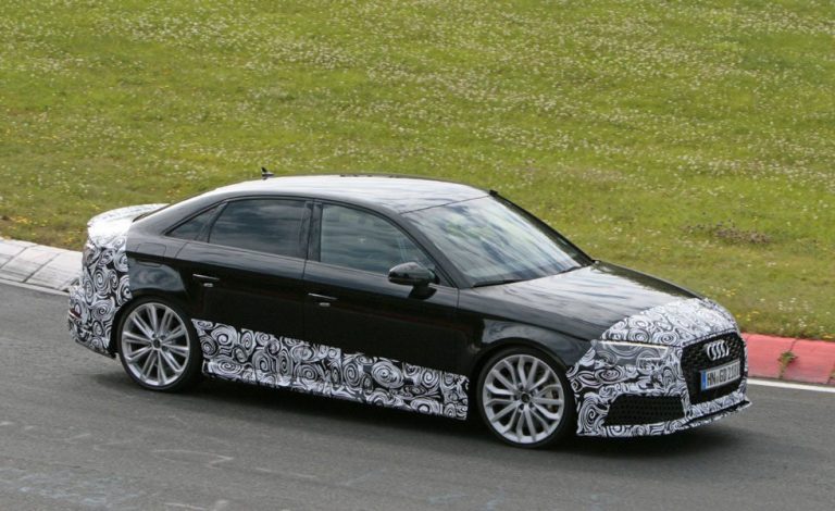 Audi RS3 Sedán 2017. Sus 400 caballos ya galopan