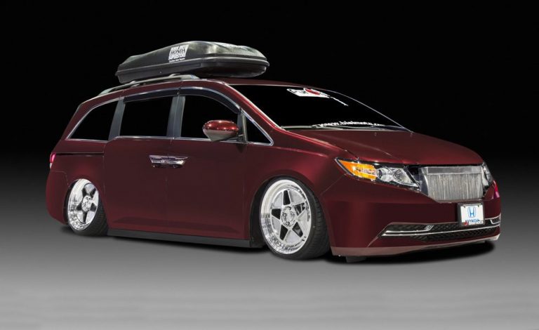 Bisimoto Honda Odyssey. Se subasta el 18 de agosto