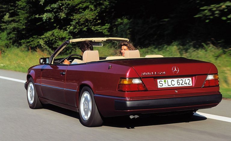 Mercedes Clase E Cabrio. Cumple 25 años de vida