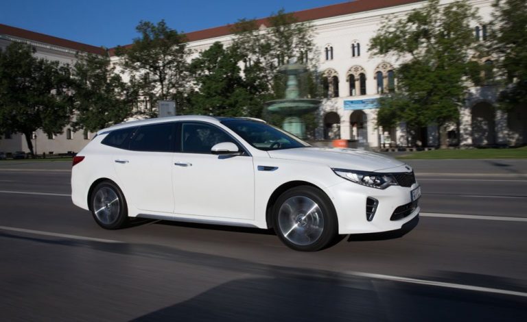 Optima Sportswagon GT. El AVE de Kia