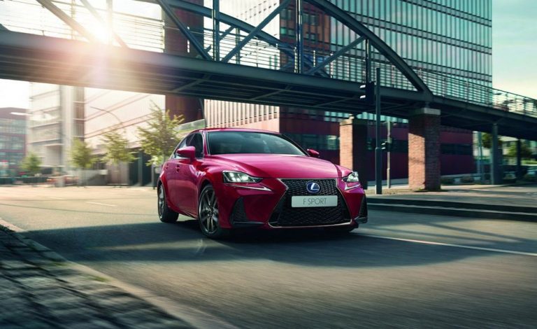 Lexus IS. Obsesión por el físico