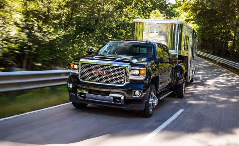 GMC Sierra HD 2017. Estrena un nuevo 6.6 V8 Duramax diésel