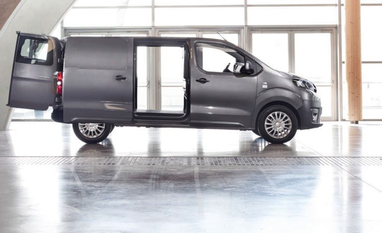 Toyota Proace Verso. Transporte inteligente