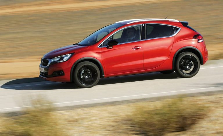 DS 4 Crossback 1.6 BlueHDI 120 EAT6. Músculo elegante