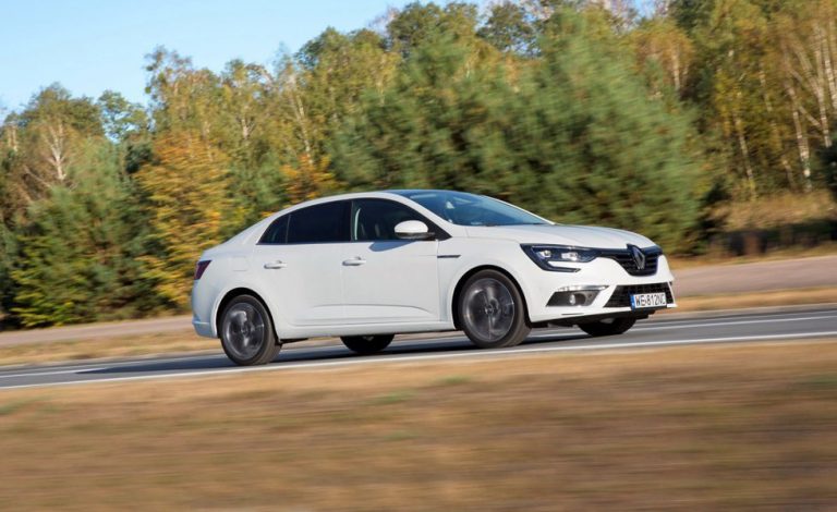 Renault Mégane Sedán. Un Talisman a escala