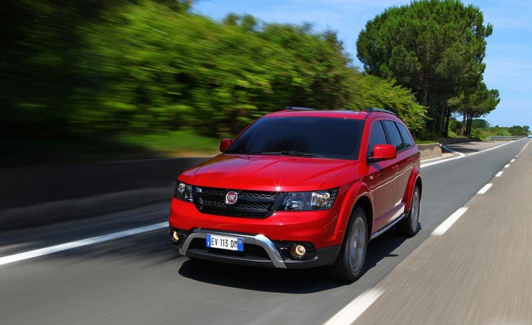 Fiat Freemont Cross. No renuncies a nada