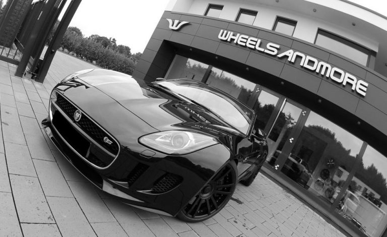 Wheelsandmore Jaguar F-Type S. Extra de potencia