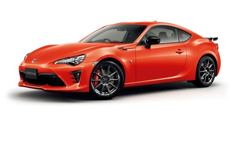 Toyota GT86 Solar Orange. Estrenan el Performance Package