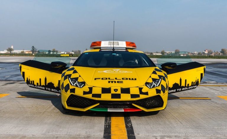 Lamborghini Huracán. Preparado para dirigir aviones