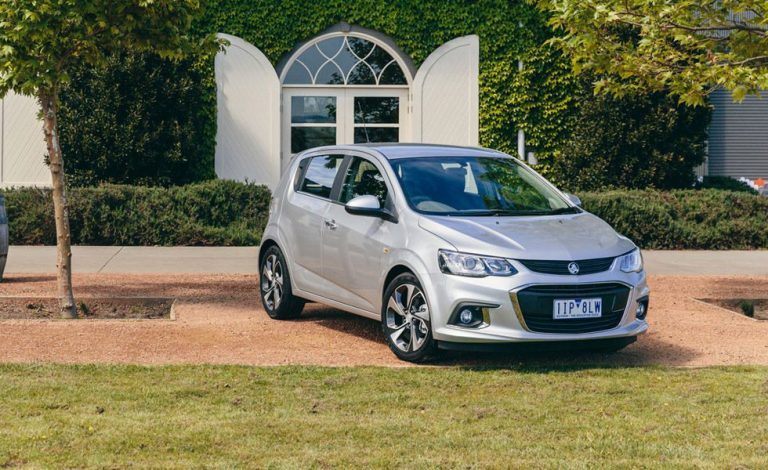 Holden Barina 2017. Puedes llamarlo Chevrolet Aveo