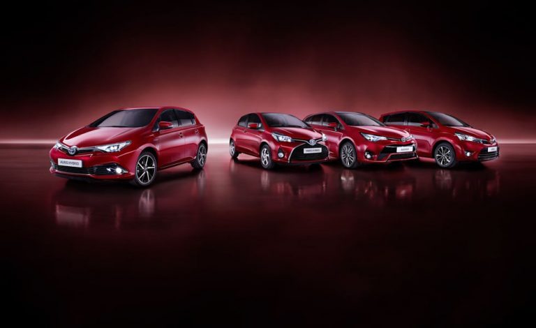 Toyota Yaris, Auris, Verso y Avensis 2017. Pequeños retoques