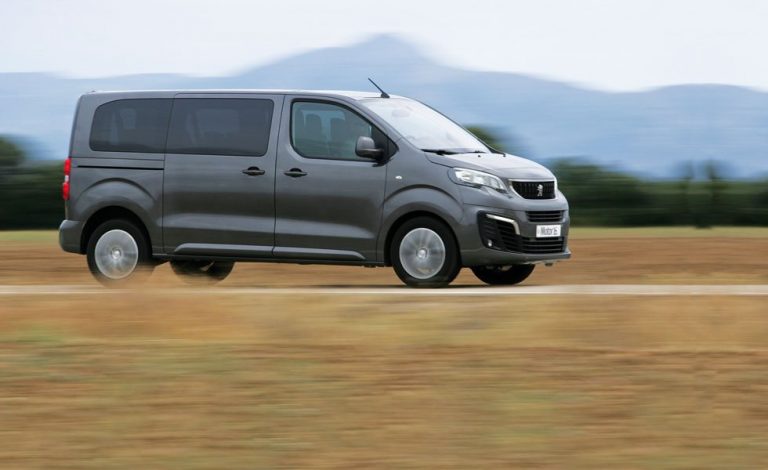 Peugeot Traveller Business Standard HDI 150. Traslados premium