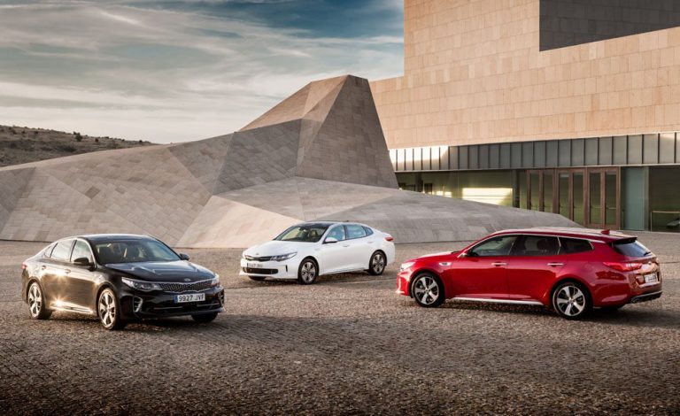 Kia Optima. Se completa la familia