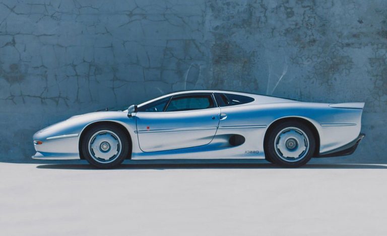 Jaguar XJ220. Se pone a la venta en eBay