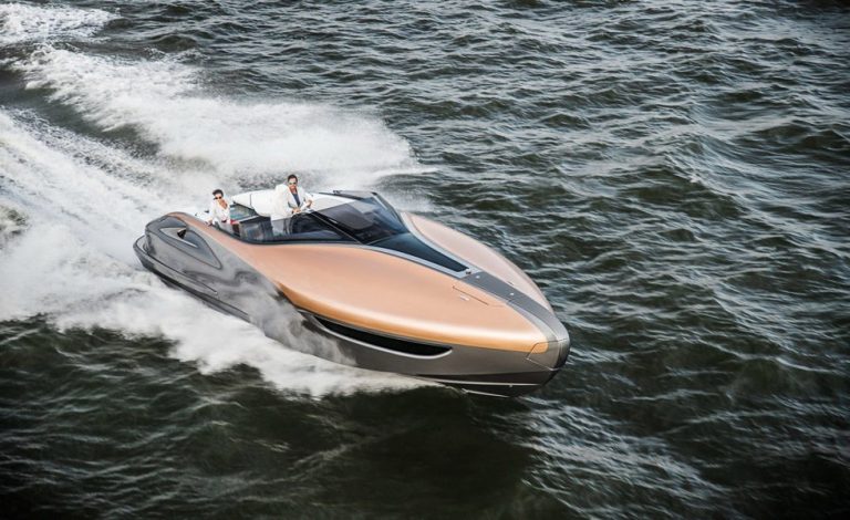 Lexus Sport Yacht Concept. Lujo asiático en alta mar