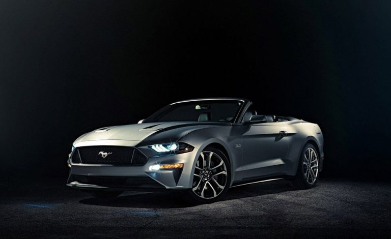 Ford Mustang Convertible 2018. Al rebufo de los Coupé