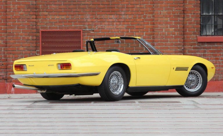 Maserati Ghibli Spyder. Solo fabricaron 25 unidades