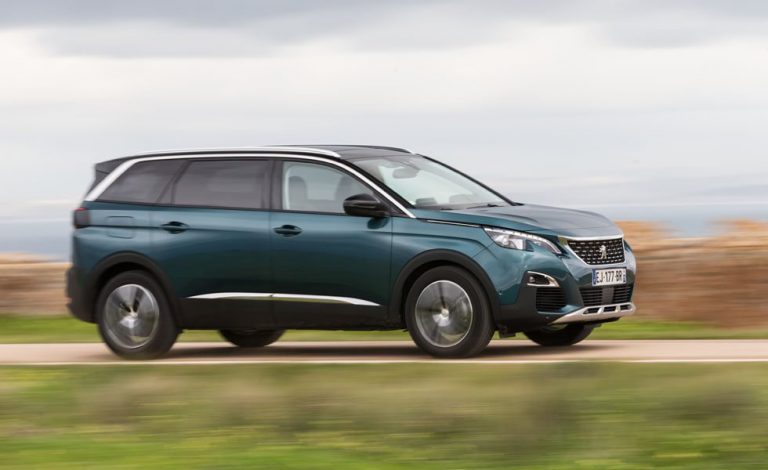 Conducimos el Peugeot 5008 2017. Un 3008 de 7 plazas