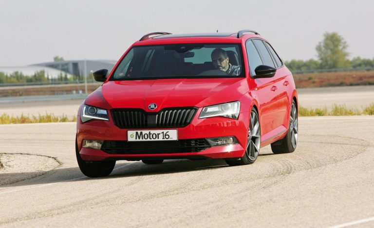 Skoda Superb Combi 2.0 TSI 280 DSG 4×4. El super-Superb