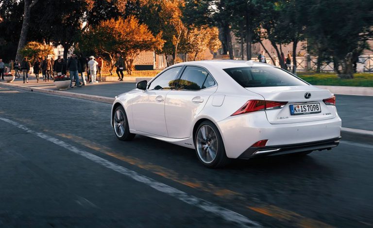 Lexus IS 300h. Energías renovadas