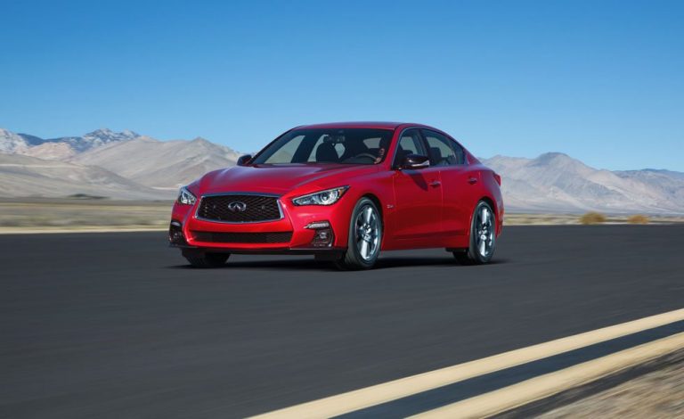 Infiniti Q50. Se vuelve a actualizar