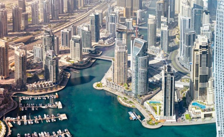 Bentley Gigapixel. Busca el Flying Spur W12 S de la foto